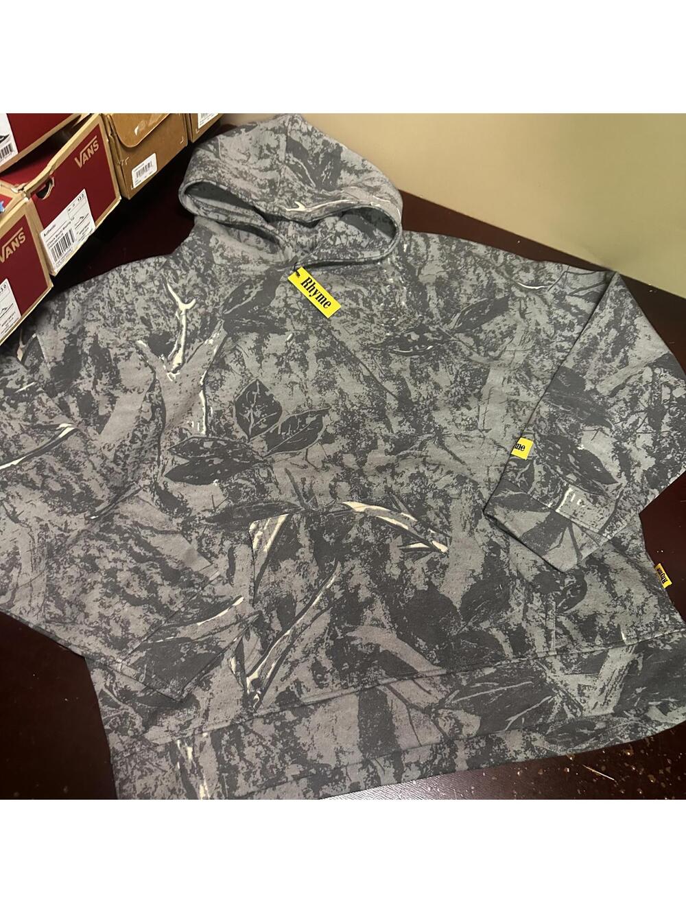 RHYME Men’s gray hunters camouflage tree hooded shorts sweatsuit large - Picture 2 of 6